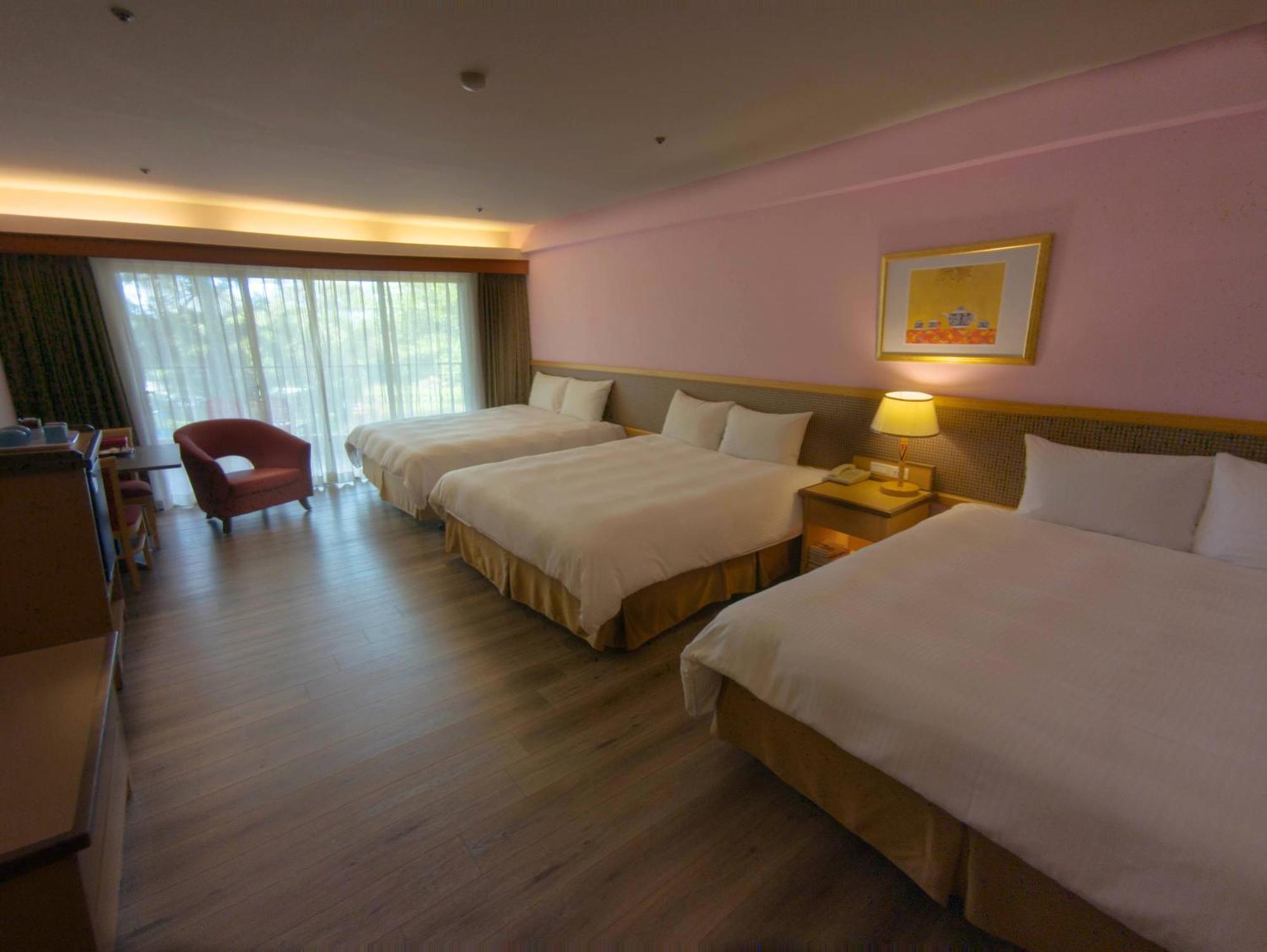 Howard Beach Resort Kenting Kültér fotó Deluxe Room