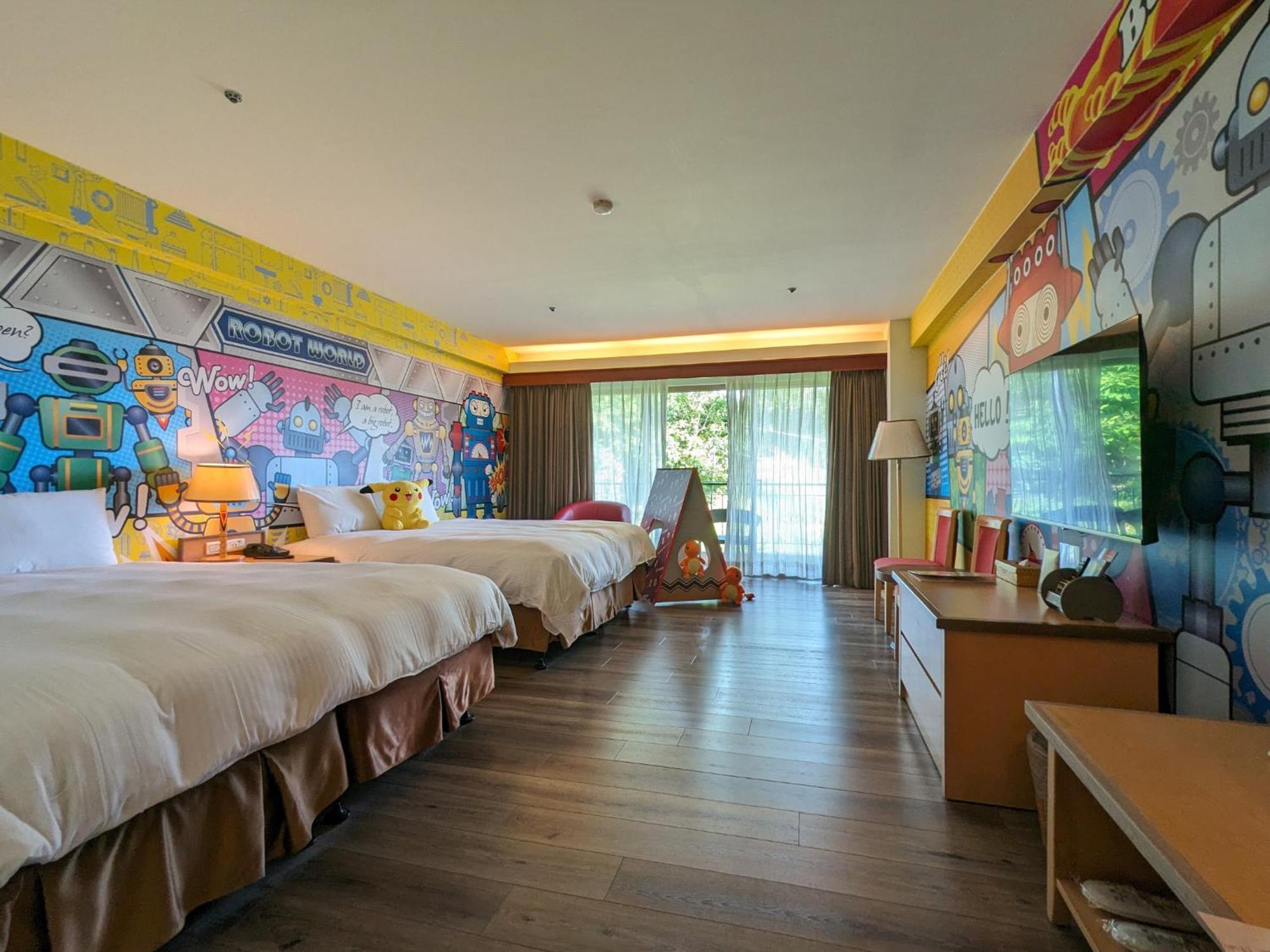 Howard Beach Resort Kenting Kültér fotó A room at Legoland Hotel