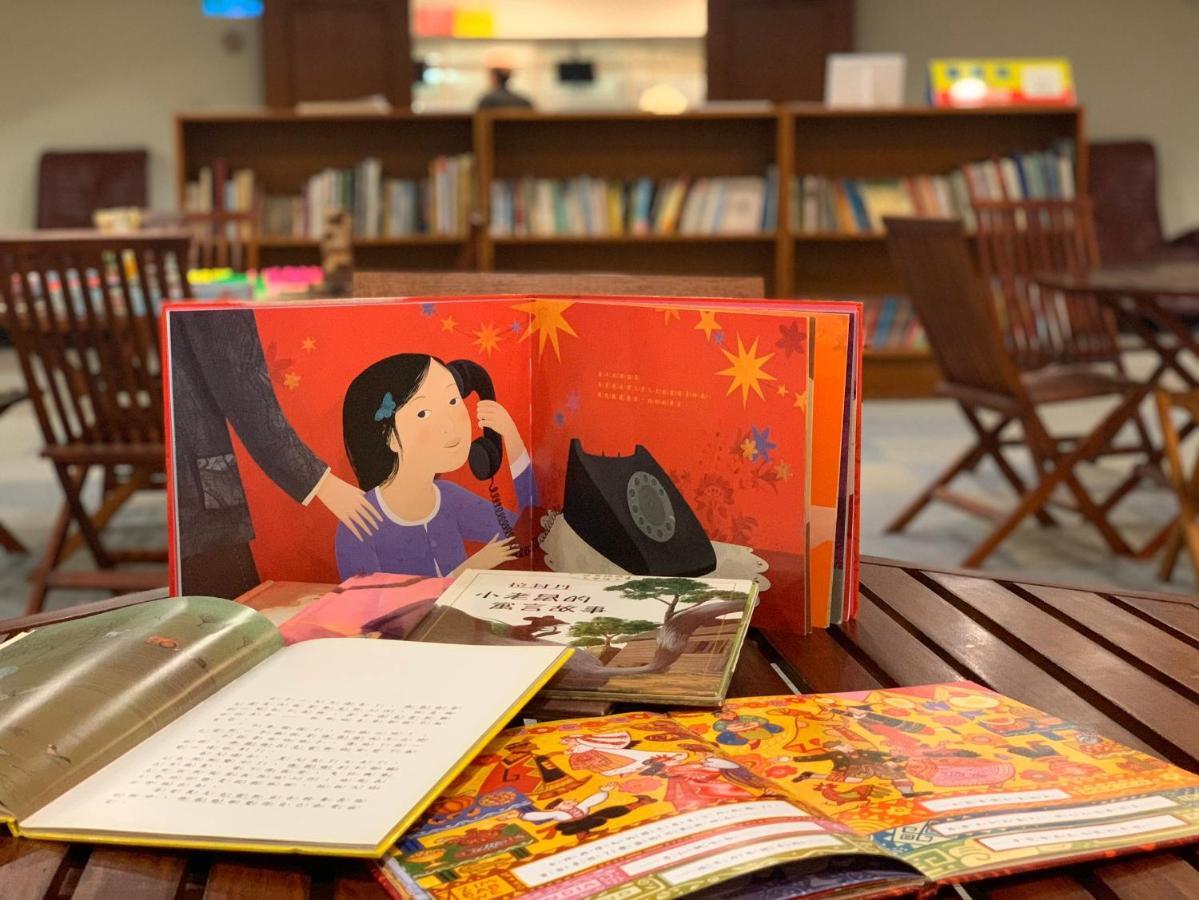 Howard Beach Resort Kenting Kültér fotó Library